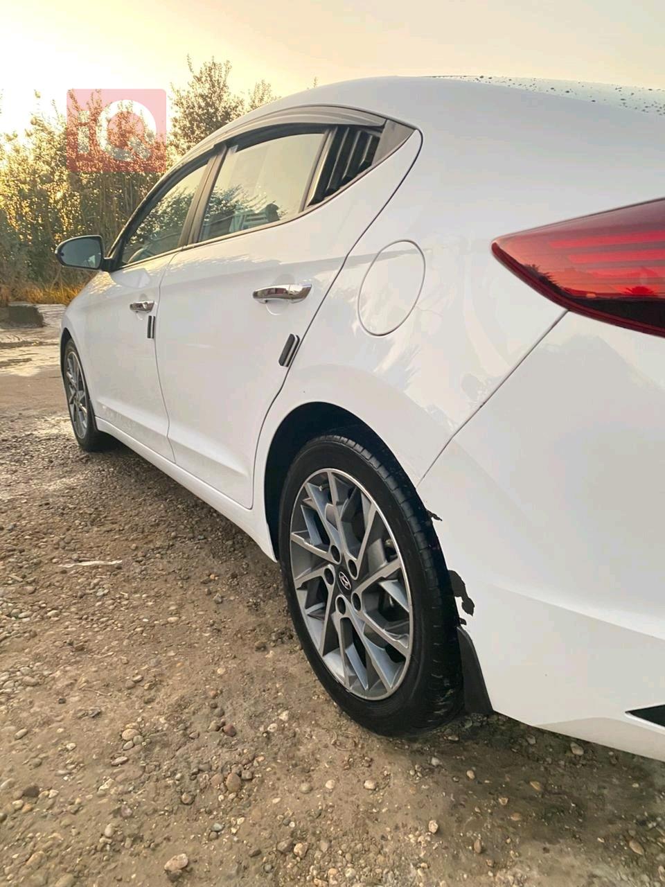 هيونداي النترا